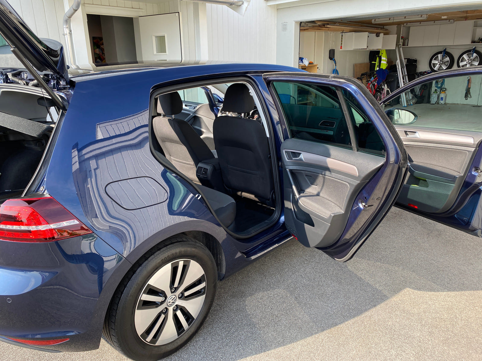 Volkswagen Golf Kombi med USB ladeuttak