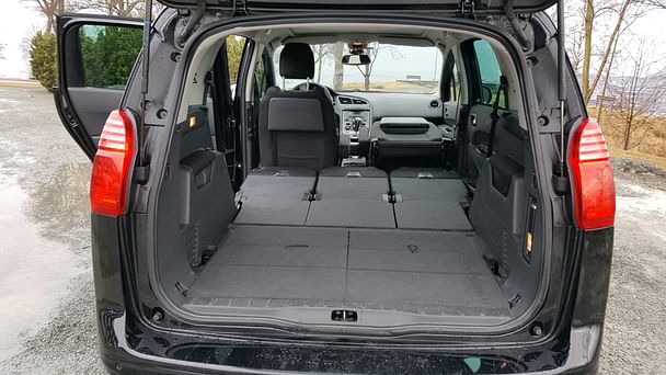 Peugeot 5008 med Lydinngang