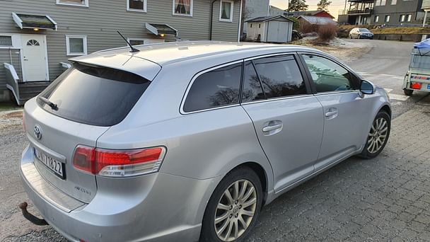 Toyota Avensis Verso med Vinterdekk