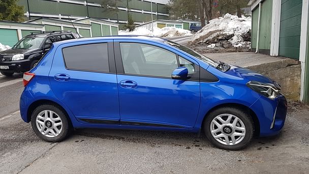 Toyota Yaris med Vinterdekk