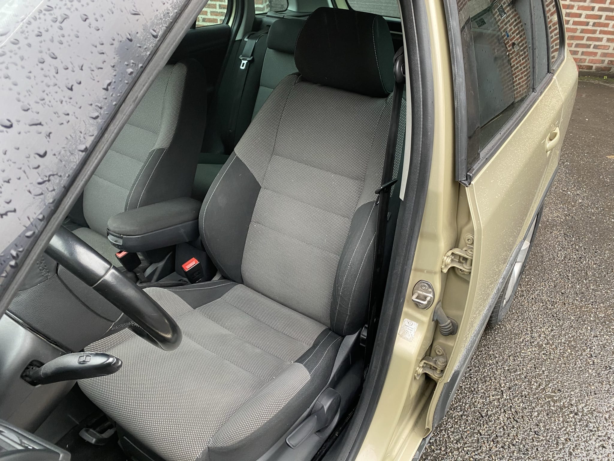 Skoda Fabia med Lydinngang