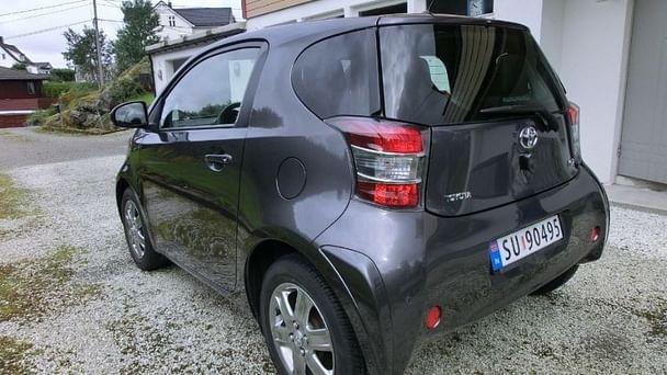 Toyota Iq med Vinterdekk