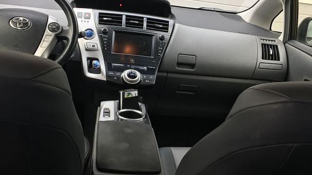 Toyota Prius +
