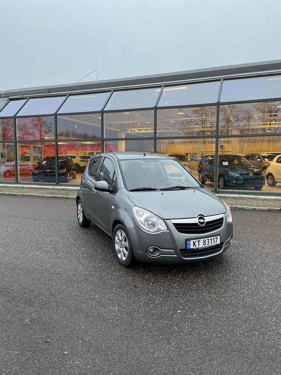 Opel Agila med Aircondition