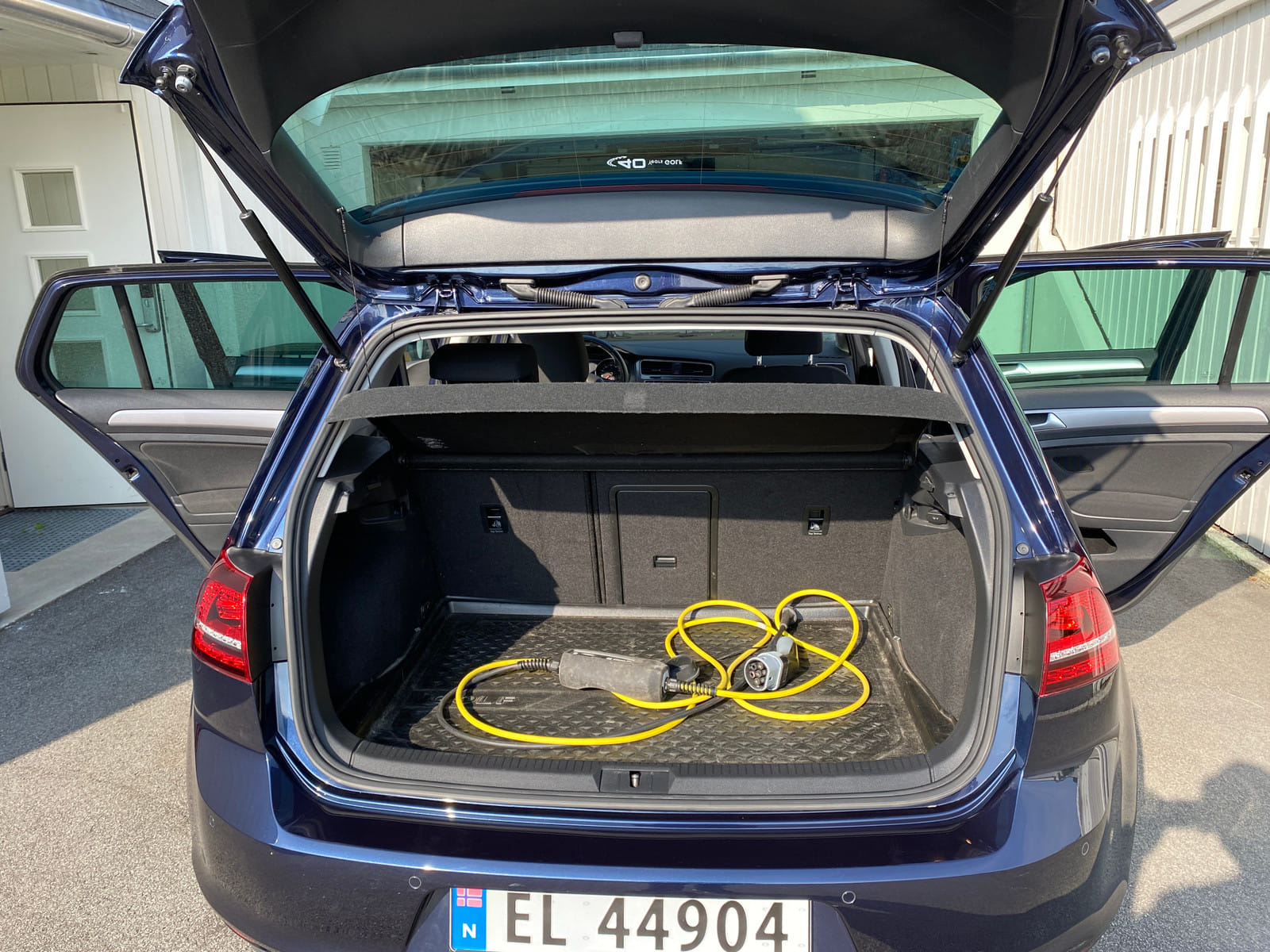 Volkswagen Golf Kombi med Bilradio