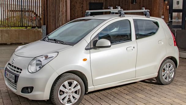 Suzuki Alto med Skistativ