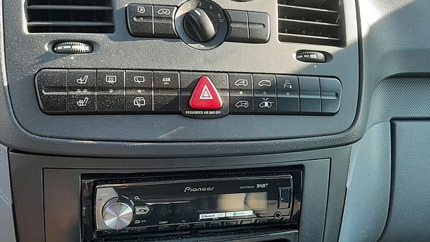 Mercedes Vito Mixto