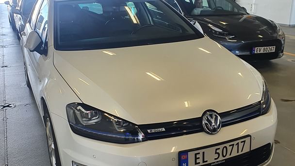 Volkswagen Golf med Vinterdekk