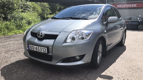 Toyota Auris, 2010, Bensin