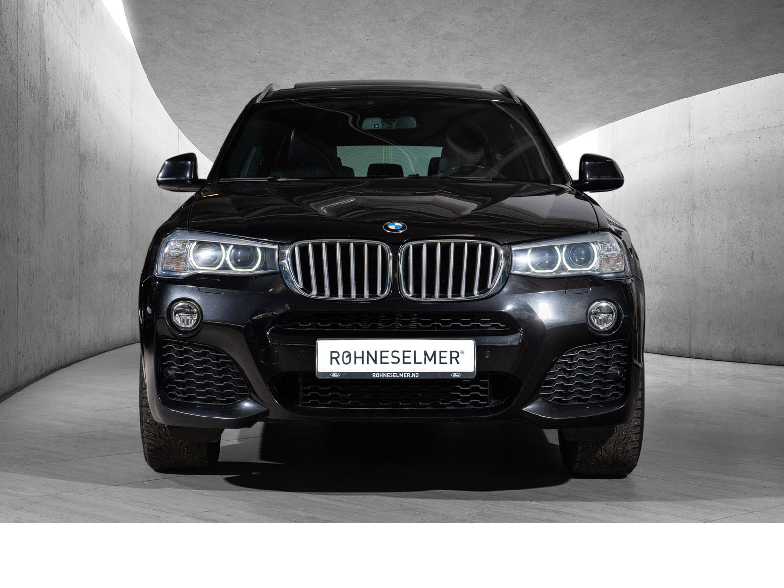 BMW X3 med Lydinngang