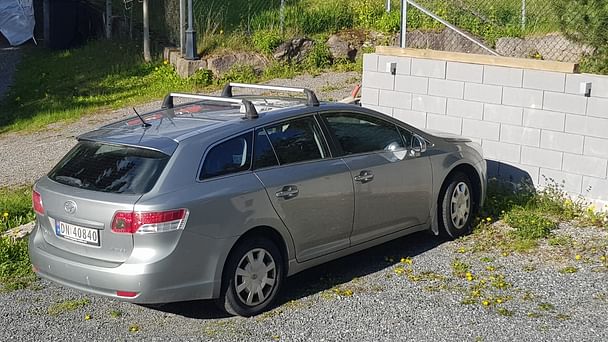 Toyota Avensis SW, 2010, Bensin, automatisk