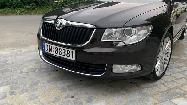 Skoda Superb Combi med GPS