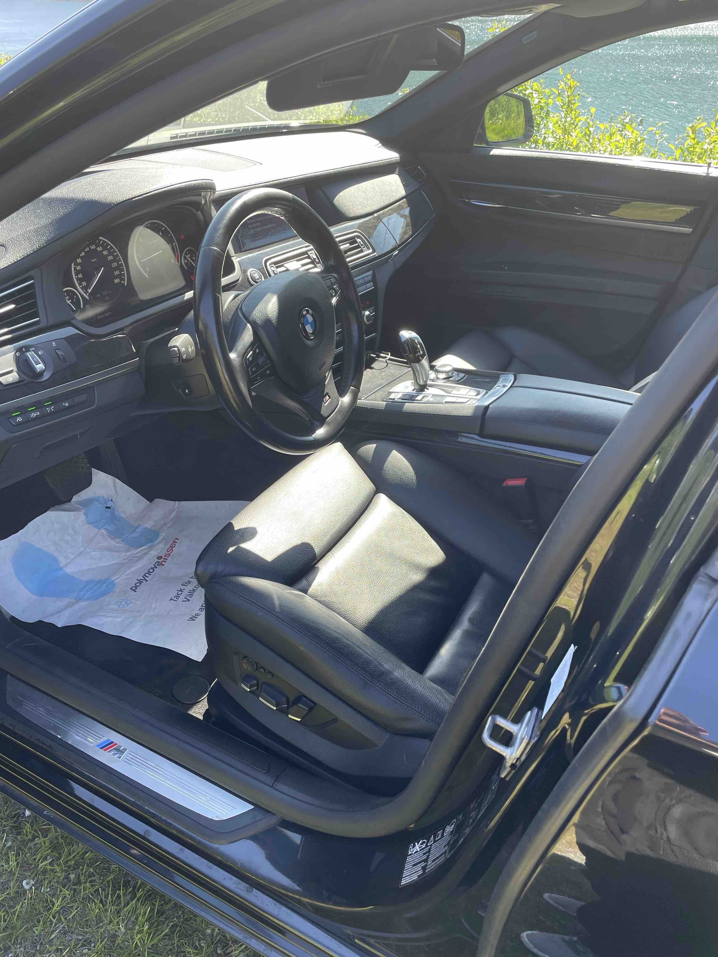 BMW 7-Serie 740d xdrive met Sneeuwbanden