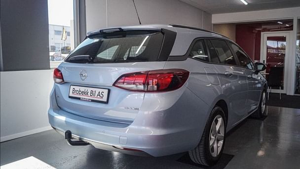 Opel Astra Sports Tourer