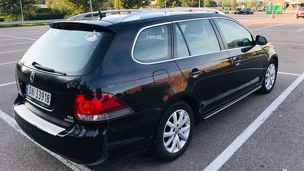 Volkswagen Golf Kombi med Skistativ