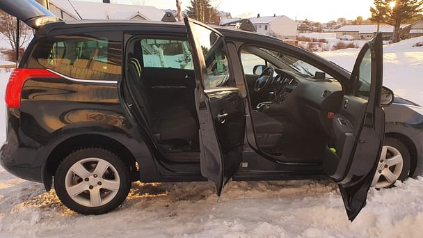 Peugeot 5008 med Vinterdekk