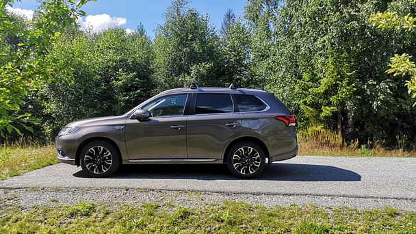 Mitsubishi Outlander, 2016, Blyfri / Elektrisk (hybrid), automatisk