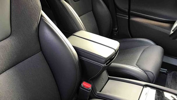 Tesla Model S med GPS