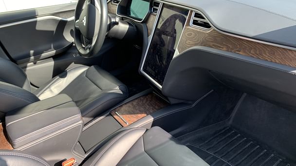 Tesla Model S med Vinterdekk