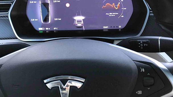 Tesla Model X med Dashcam