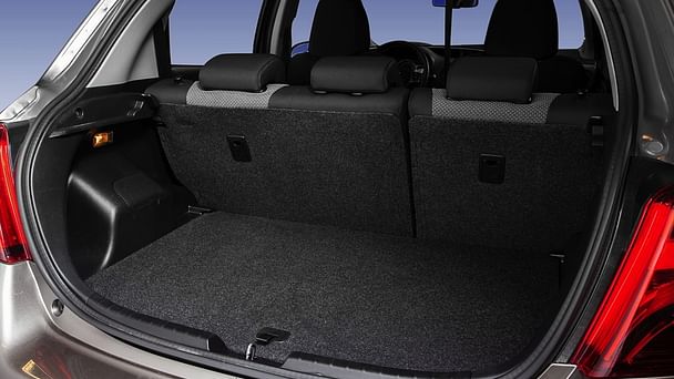 Toyota Yaris HYBRID med GPS