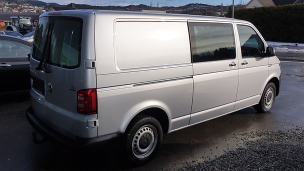Volkswagen Transporter med Vinterdekk