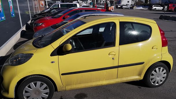 Peugeot 107 med Lydinngang