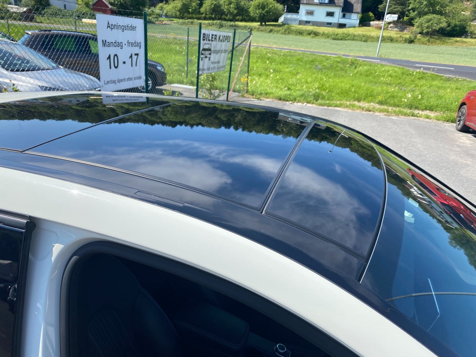 Mercedes B-Klasse with Baby seat