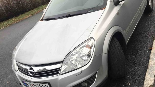 Opel Astra med Vinterdekk