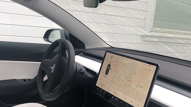 Tesla Model 3 med Vinterdekk