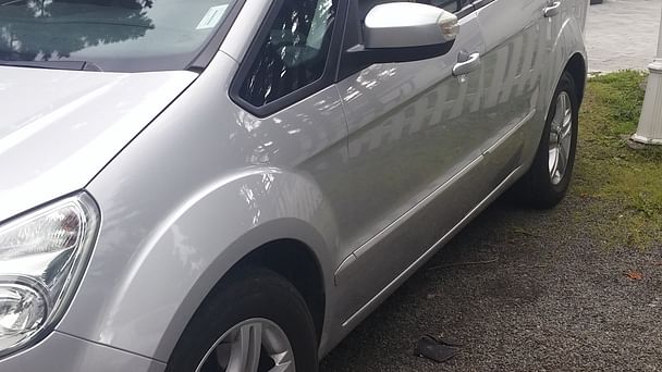 Ford Galaxy med Vinterdekk