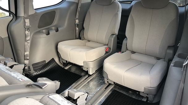 Kia Carnival med Tilhengerfeste