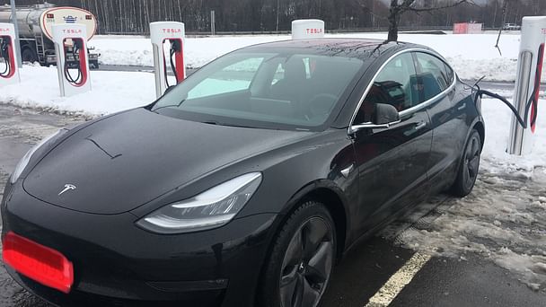 Tesla Model 3, 2019, Elektrisk, automatisk