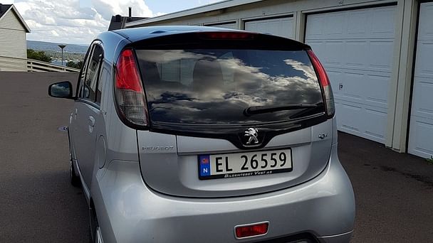 Peugeot iOn med Vinterdekk