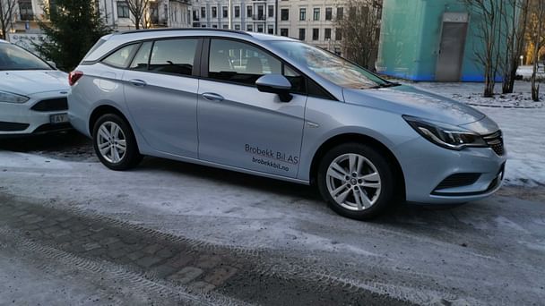 Opel Astra Sports Tourer med Vinterdekk
