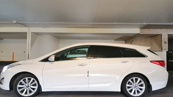 Hyundai i40 SW med Vinterdekk
