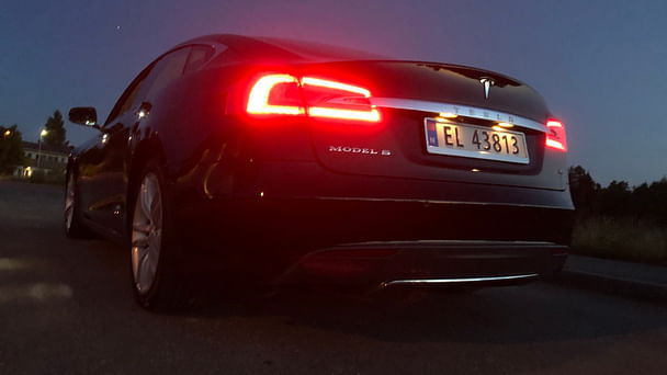 Tesla Model S med GPS