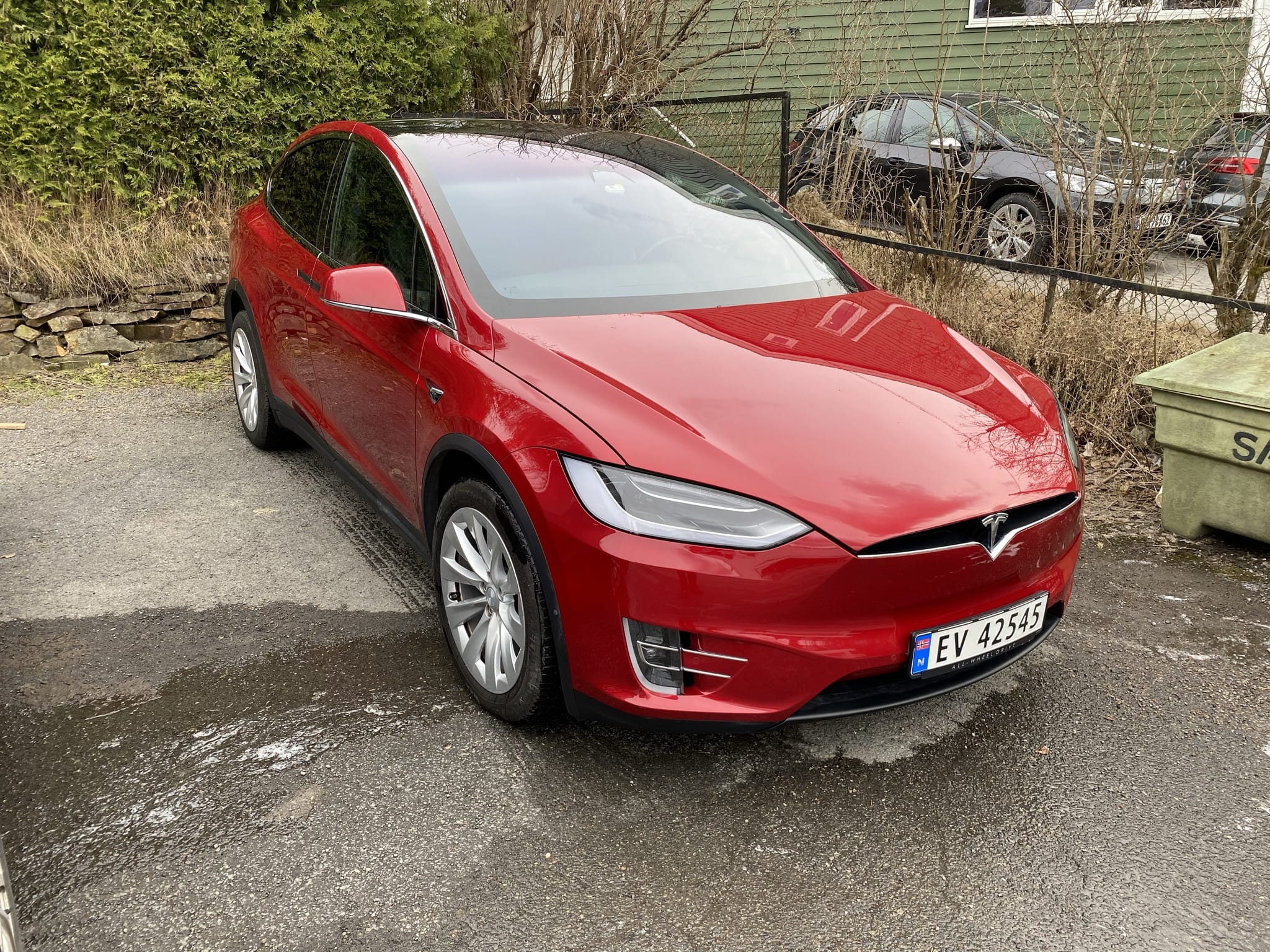 Tesla Model X 75D med GPS