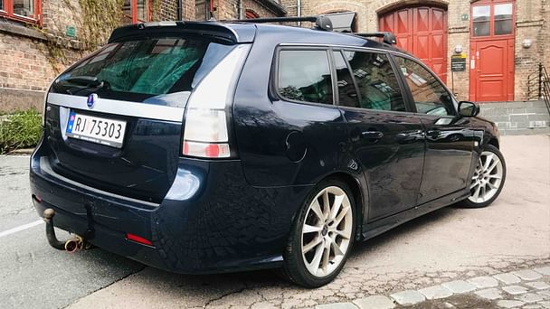 Saab 9-3 Estate med Vinterdekk