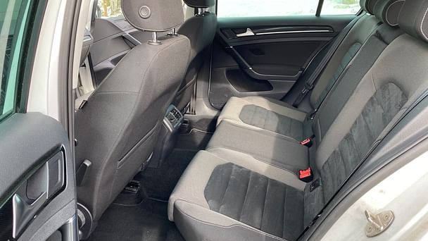 Volkswagen Golf Country 2,0 TDI 4MOTION 150hk. manuell med Cruisekontroll
