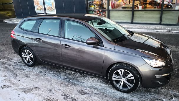 Peugeot 308 med Vinterdekk