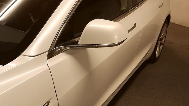 Tesla Model 3 med Sykkelstativ