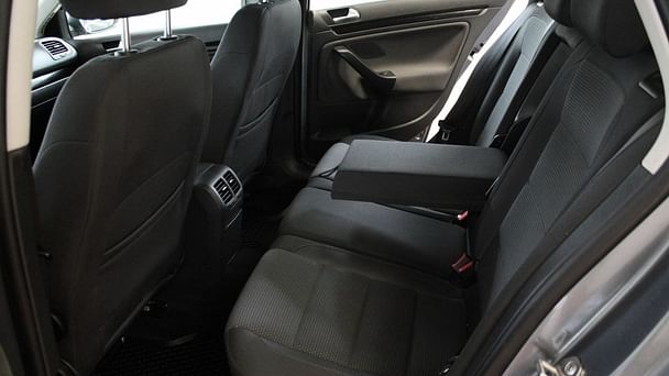 Volkswagen Golf Kombi