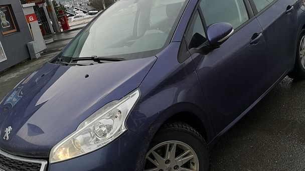 Peugeot 208, 2012, Diesel