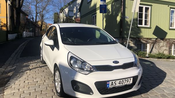 Kia Rio med Lydinngang
