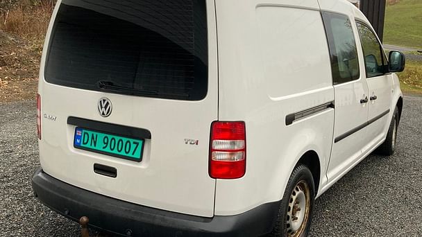 Volkswagen Caddy Maxi med Vinterdekk