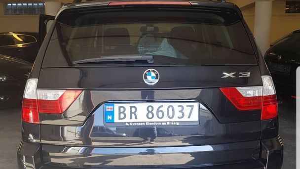 BMW X3 med Vinterdekk