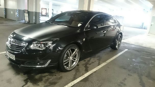 Opel Insignia Tourer med Vinterdekk