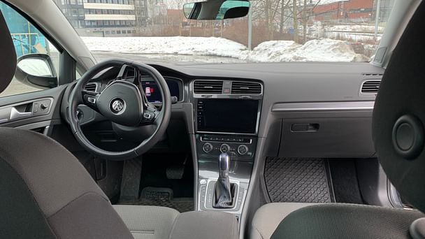 Volkswagen e-Golf med Vinterdekk