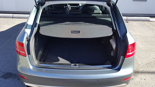 Audi A4 Allroad Quattro med Skistativ